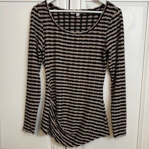 Max Studio Women’s Size Medium Long Sleeve Scoop Neck Black Taupe Stripes Top